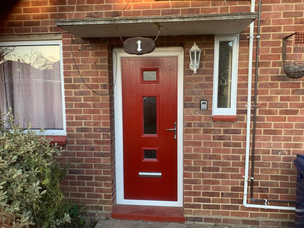 St Ives, King Bed Cosy Home, Parking, Fast Wi Fi St. Ives Exterior photo