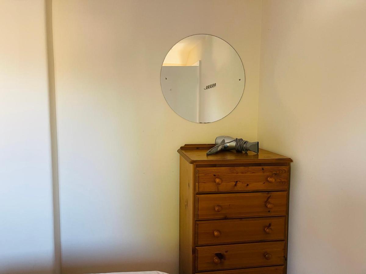 St Ives, King Bed Cosy Home, Parking, Fast Wi Fi St. Ives Exterior photo