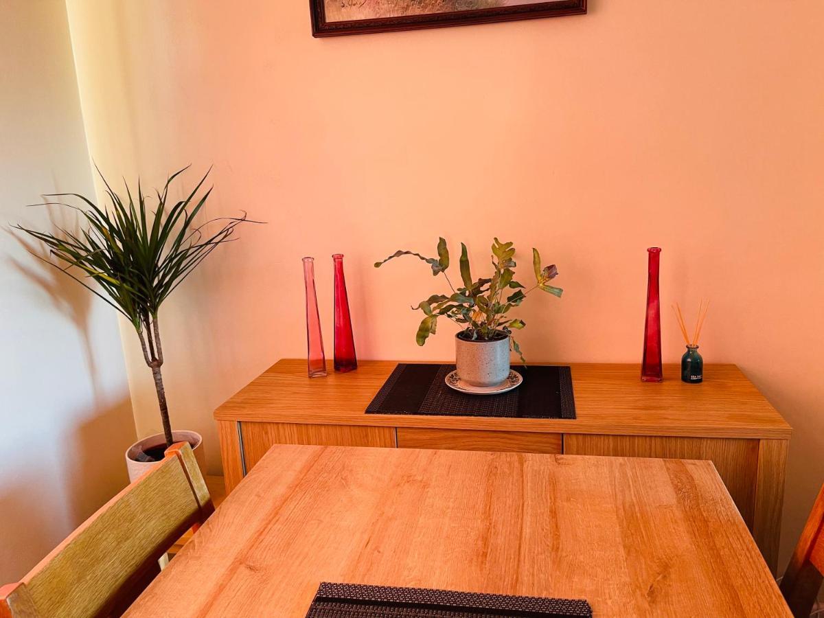 St Ives, King Bed Cosy Home, Parking, Fast Wi Fi St. Ives Exterior photo