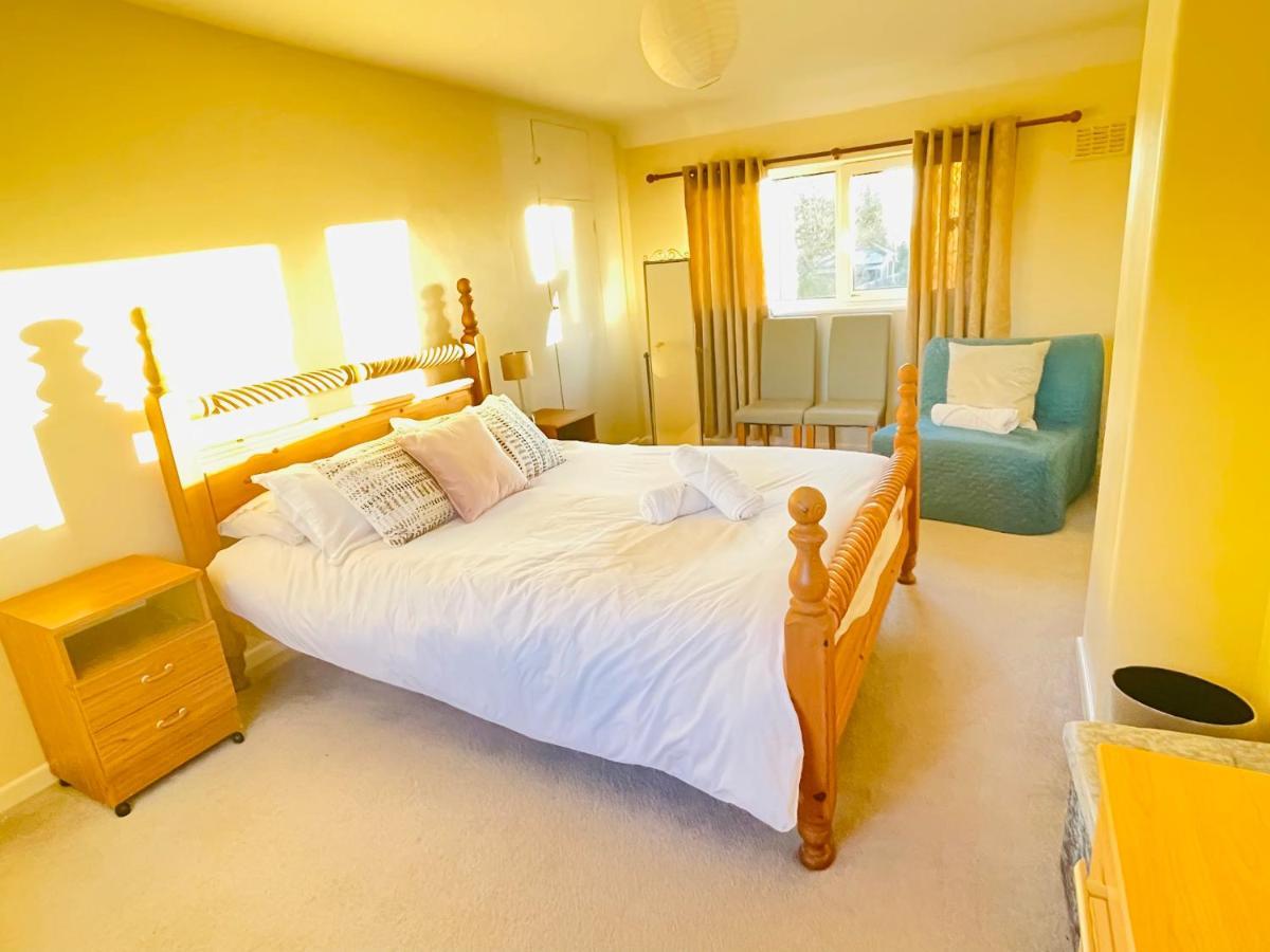 St Ives, King Bed Cosy Home, Parking, Fast Wi Fi St. Ives Exterior photo